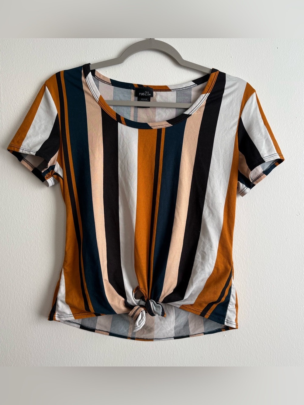 Rue21 Striped Short Sleeve Knot Tee Women’s size M
